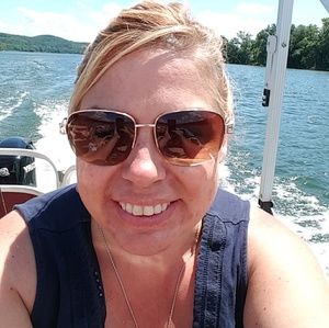 Meet your Posher, Stacy